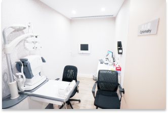 希瑪眼科中心提供高品質的眼科檢查服務